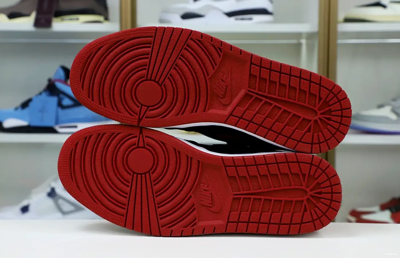 1 JORDAN OG 'BRED' HIGH AIR RETRO 0514